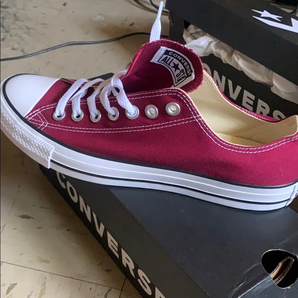 Converse unisex M-8.5 W-10.5